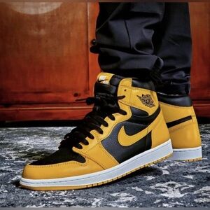 Jordan
Nike Air 1 Retro High Og Rmstd.